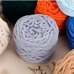 Chenillegarn 2 st – tjockt mjukt garn för filtar, tröjor & halsdukar