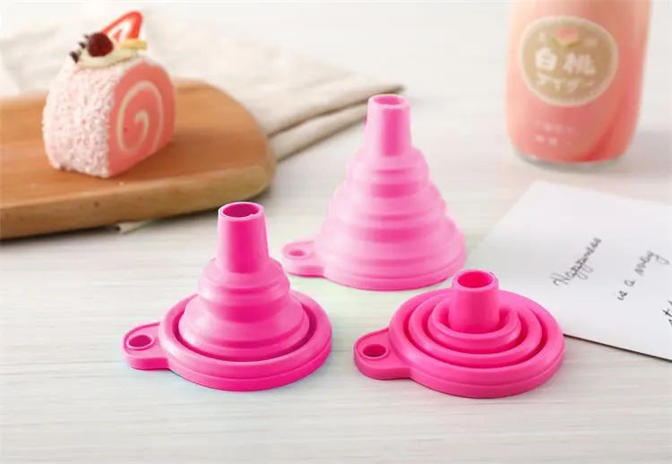 Hopfällbar tratt silikon – praktiskt köksredskap i rött