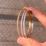 Armband Maja (bangle i roséfärg med nitar – stilren design)