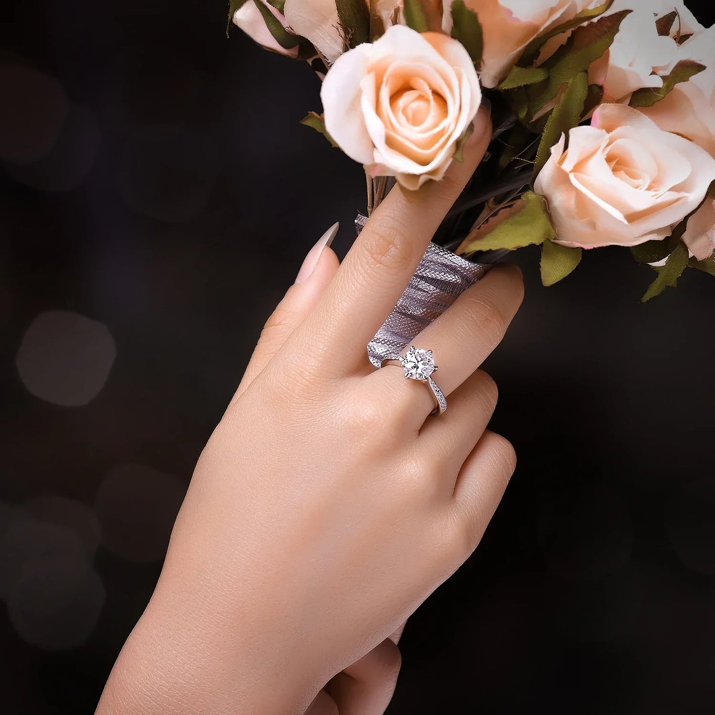 Klassisk rund ring med sten – 0,5–3 ct