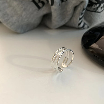 Ring Sanna (handgjord ring med oregelbundna vattendroppar & korsdesign)