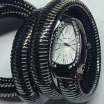 Klocka Helena (damklocka i guldfärg med armband – lyxig stil)