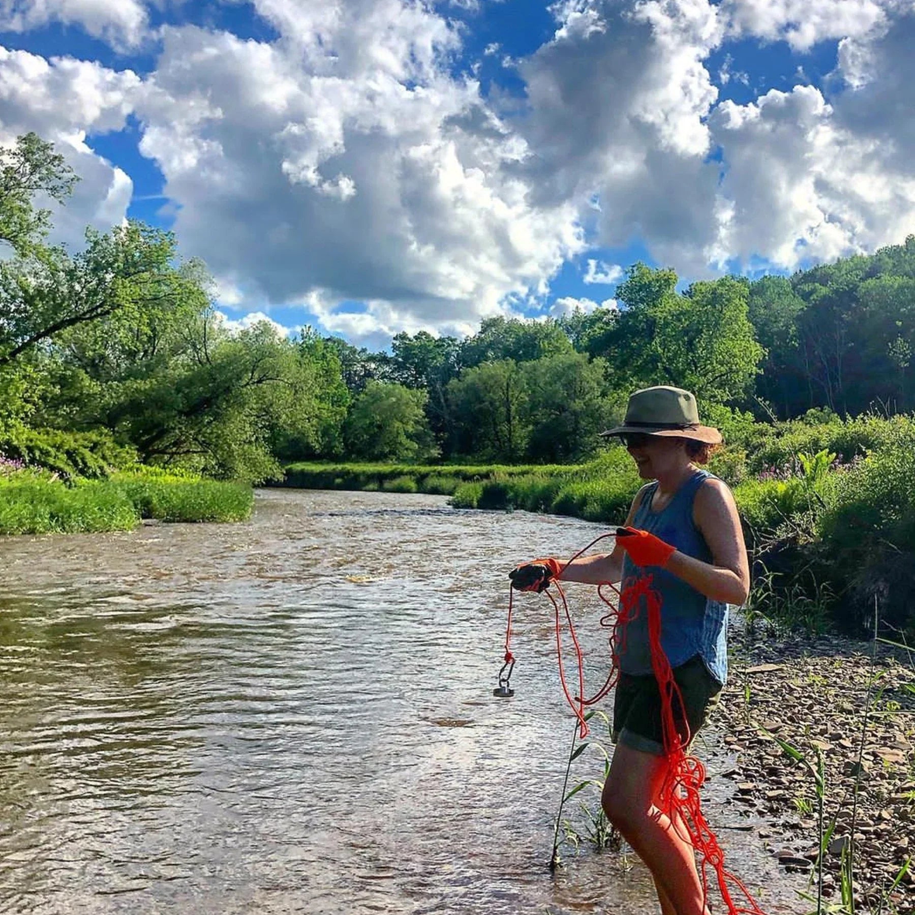 MagnetHunter™ – Nappaa syvyyksistä metalliaarteita 