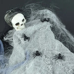 Hohtavat minihämähäkit Halloweeniksi – 50 pimeässä hohtavaa koristetta