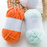 Fløyelsgarn 50 g – tykt, mykt garn til luer og skjerf