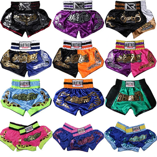 Muay Thai shorts – broderade kickboxningsshorts för vuxna & barn
