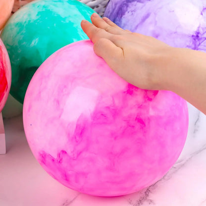 Roliga och färgglada studsbollar, 8,7 tum stora, med pump för enkel uppblåsning