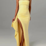 Sommarklänning – axelbandslös festklänning med slits