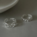 Ring Sanna (handgjord ring med oregelbundna vattendroppar & korsdesign)