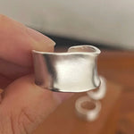 Ringset Astrid (set med bred måndesign i silverfärg – minimalistiskt)