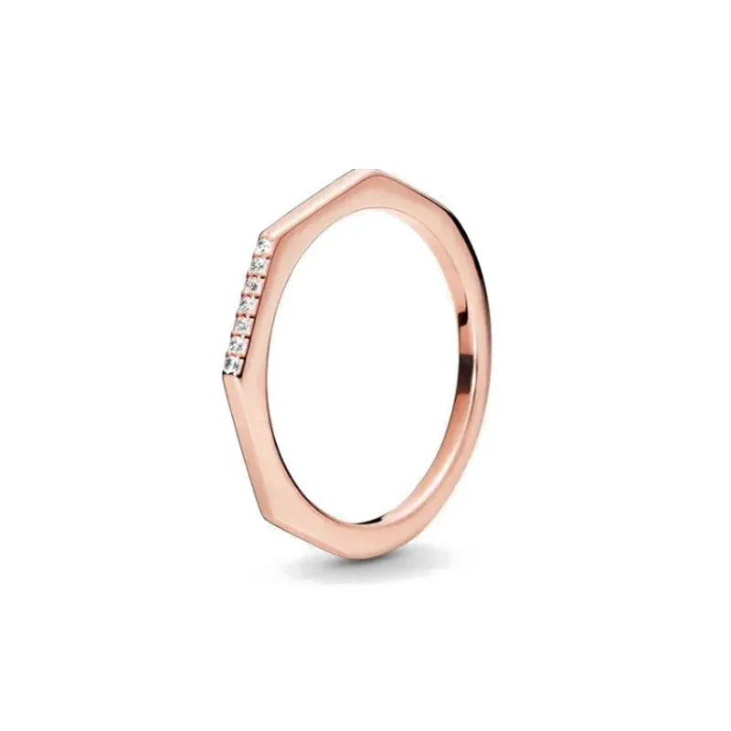 Ring Freja (ring med snöflinga, familjeträd & krona – symbolisk design)