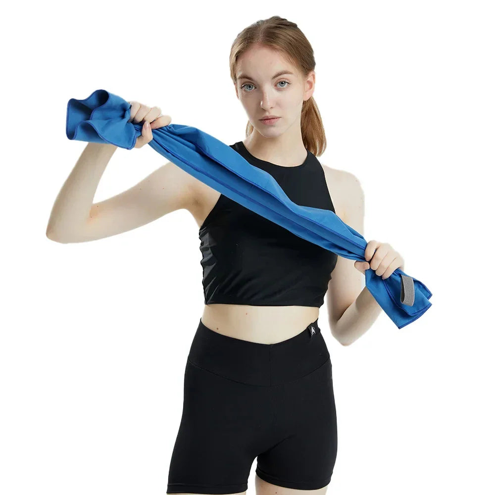 Mikrofiberhandduk – snabbtorkande & sandfri för strand, gym & resa