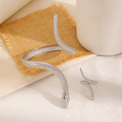 Smyckeset Selma (ormring & cuff-armband i silverfärg – punkstil)