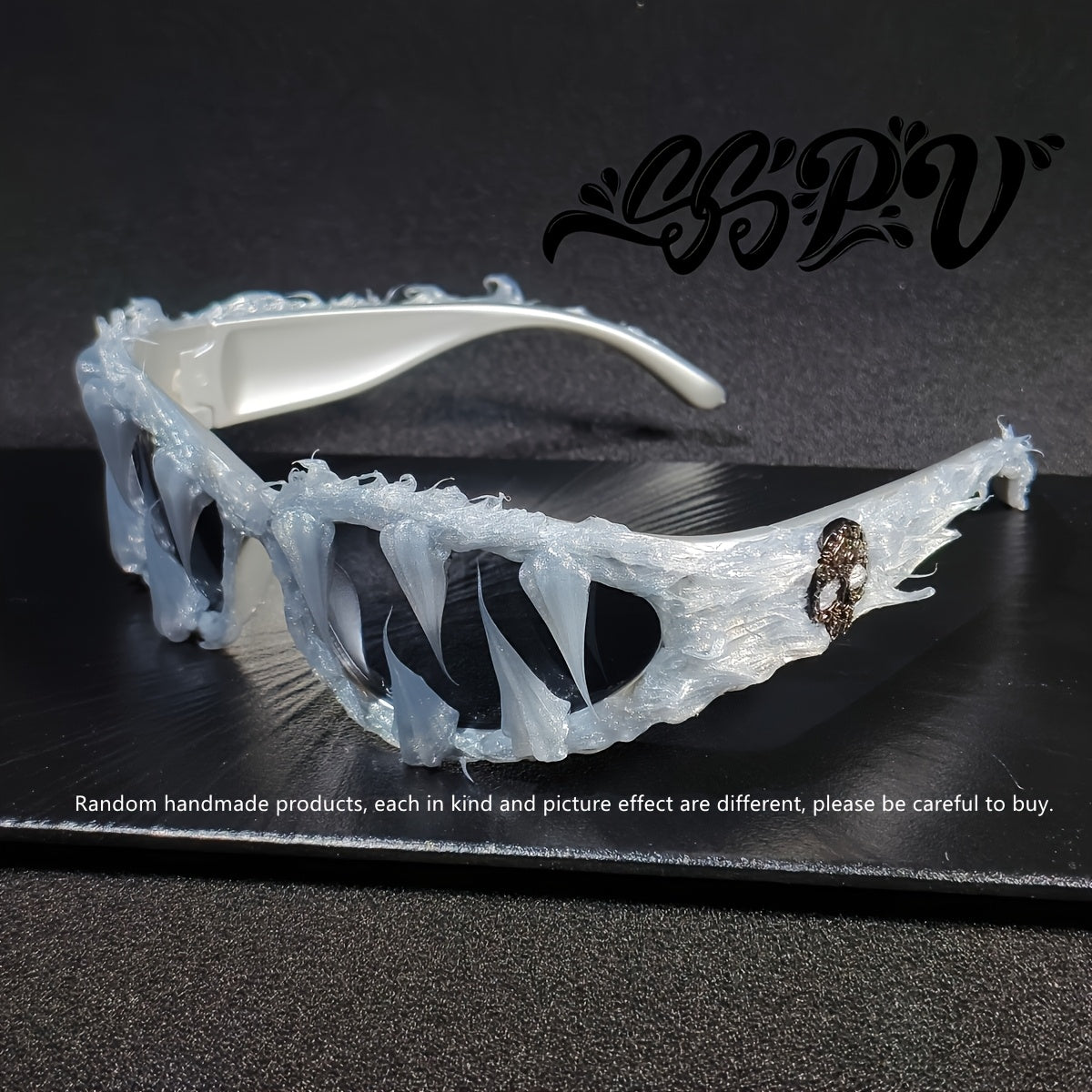 Modeglasögon – amerikansk stil med resin-dekoration