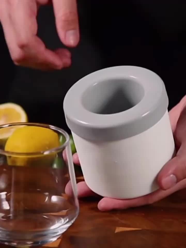 Isform60 – Silikonform för 60 perfekta isbitar